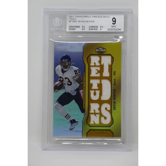 2011 Topps Triple Threads Relic Gold Devin Hester/9 Bears Beckett 9 - Picture 4 of 10